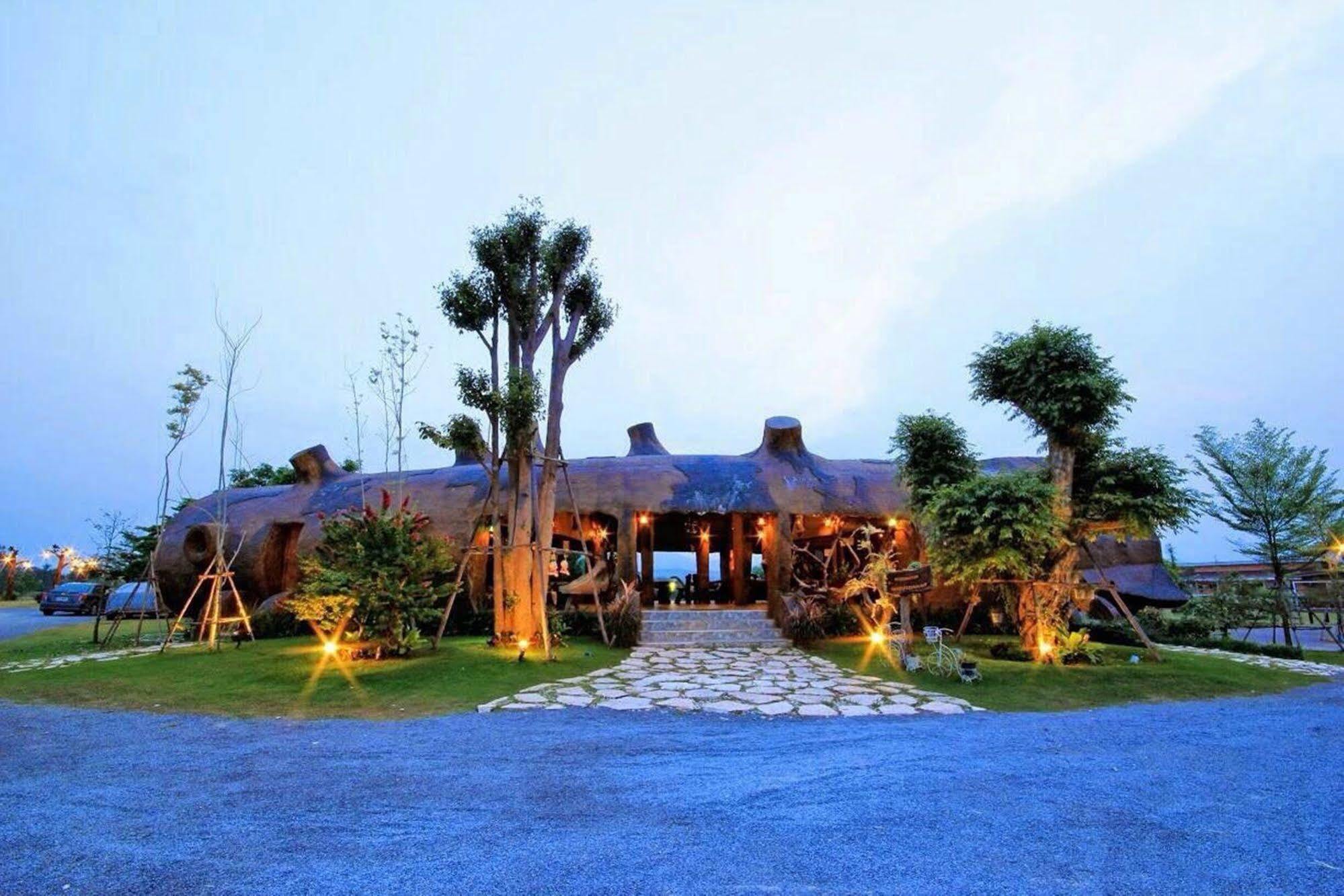 Timberland And Fruit Resort Pong Yo Exterior foto